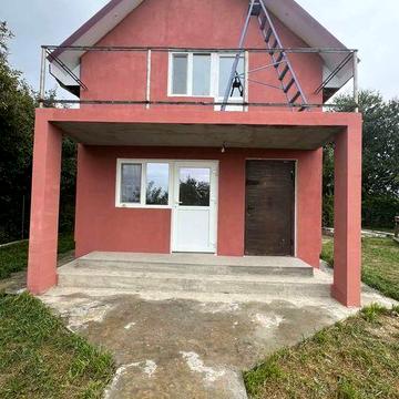 Чудовий утеплений будинок з великою ділянкою 36436