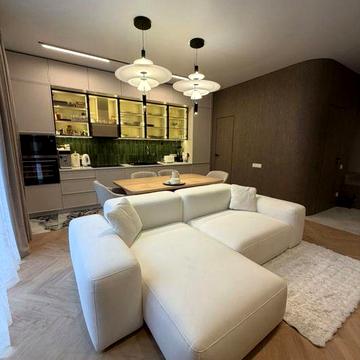 Продаж дизайнерського котеджу м.Ужгород