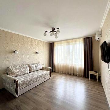 ГАЗ. Светлая квартира в хорошем доме на Заболотного/Сахарова