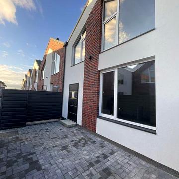 Продаж таунхаусів за вигідною ціною в Білогородці