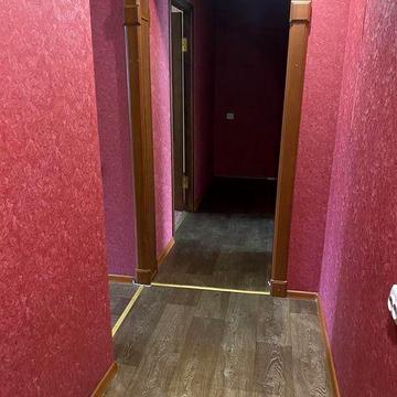 Здам 2 км.квартиру на Вокзальній. Без побутової техніки та диванів.