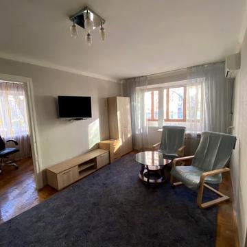 Князів Острозьких вул. (Московська), 24