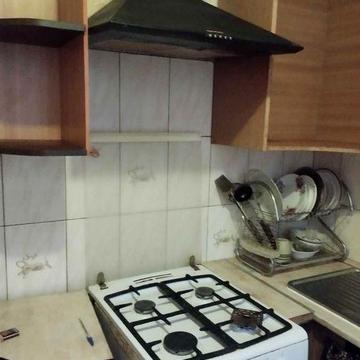 Вул. Василенко 6 Б . Отрадний . 5-ти поверхівка .