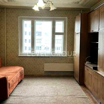 Продаж 2к квартири вул.Автозаводська 79, Оболонський, Трамвай