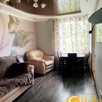 Продається 2-кімнатна квартира з ремонтом на Малому (044)