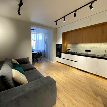 Зелена вул., 1