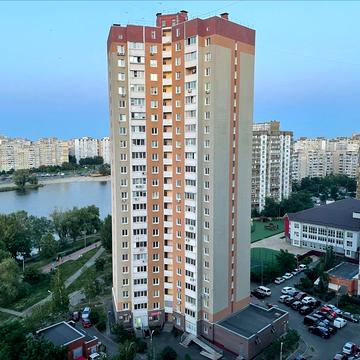 Драгоманова вул., 1-К