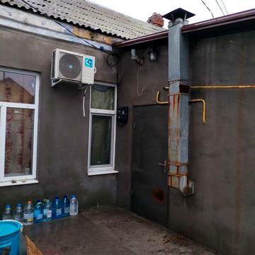 Продам 2 ком. кв. со своим огражденным двором и местом для машины