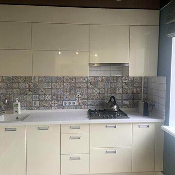 Породам 4-комнатную квартиру