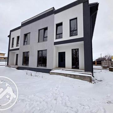 Продаж  дуплекса в мікрорайоні Пирогово