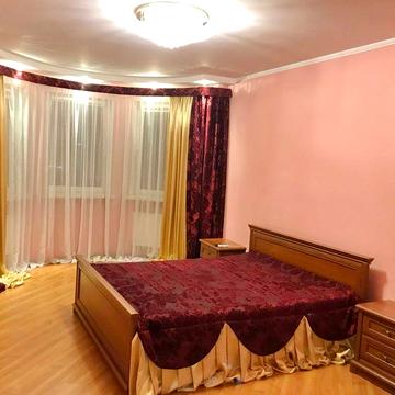 Здається простора 1-кімнатна квартира. Власник. Mega city.