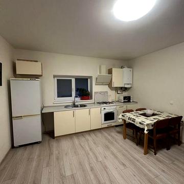 Оренда напівособняка