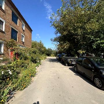 р 2-кімнатна квартира на 1 поверсі — зроби ремонт на свій смак!