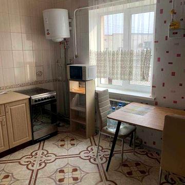 Продаж ексклюзивної квартири вул. І.Сірка з ГАРАЖЕМ  та ПІДВАЛОМ!