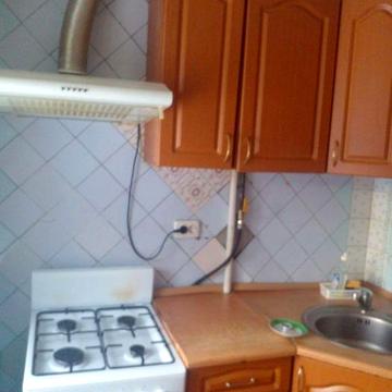 Продам 2-комн. квартиру ж/м Тополь -1