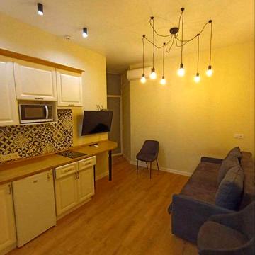 Реальная Сдам классную 1к гостинку в центре. 4 этаж