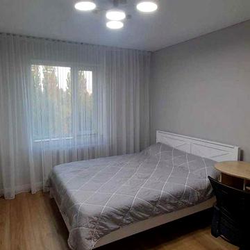 Продам простору 3-х кімнатну квартиру з новим сучасним ремонтом