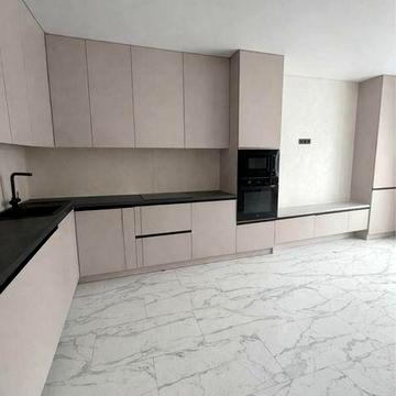 Продаж таун з ремонтом і технікою в Ворзелі!