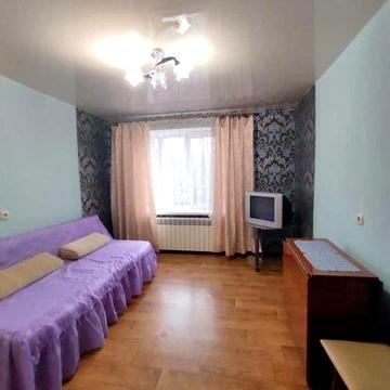 Продажа изолированной малогабаритки, с мебелью.