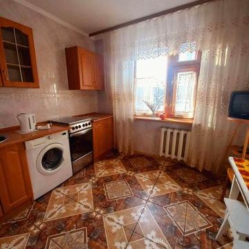 Здається 2 кімнатна квартира Урожай