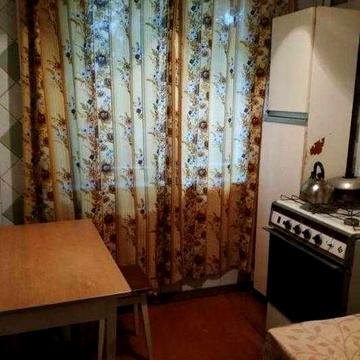 Продам 3х комн квартиру в шаговой доступности от метро Дворец Спорта