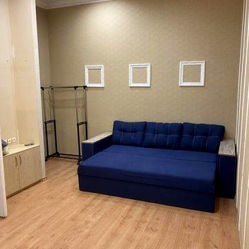 Сдам 2 х кімнатну Д.Яворницкого(р-н паркаГлоба, Озера)