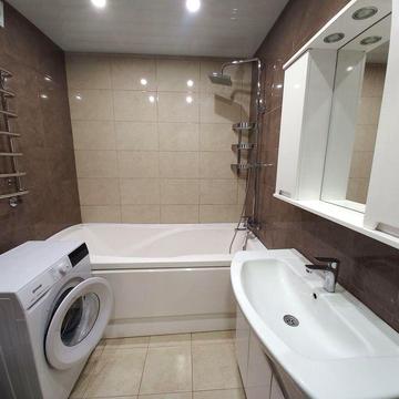 Продаж трьохкімнатної квартири