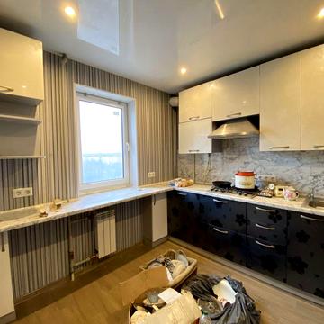 Продам 2к квартиру на Намиві