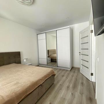 Гетьмана Мазепи вул., 164, к3