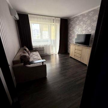 Сдам 1ком квартиру,Левый берег 4 мкр Лагуна