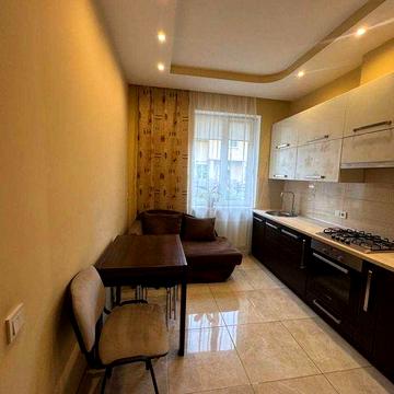 Здам в оренду затишний котедж в районі 12 школи