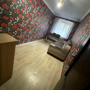 Продам 3-х кімнатну квартиру на 17 кв