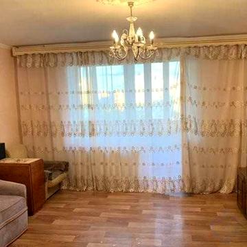 Продам трехкомнатную квартиру с ремонтом на Таирова/Небесной Сотни