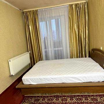 Здам 1 кімнатну квартиру в центрі міста Фастів