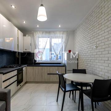 Національної Гвардії вул., 16-М