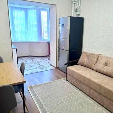 Оренда 1-кім. квартири + кухня студія. вул. Пулюя-Новобудова