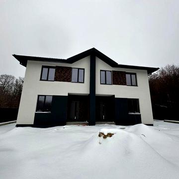 Дуплекс 118 метрів в Стоянці 2 на тихій вулиці