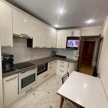 Оренда 2-х кімнатної квартири(Київська)