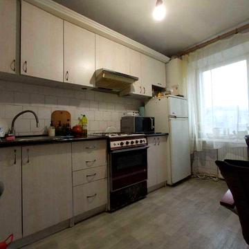 Здається 2к квартира по вул Целевича.