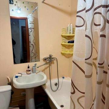 Здам свою 1-кімнатну без комісіївул. Світла 1