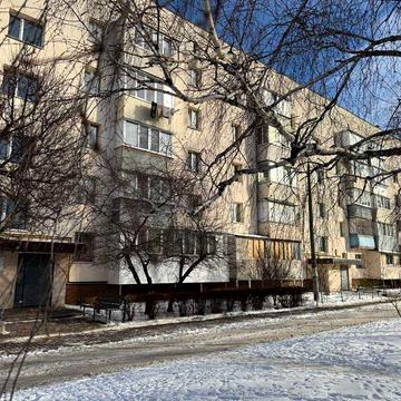 Оренда великої теплої  квартири 2 пов.69 кв.м. Соф.Борщаг.,Київ - 5 хв