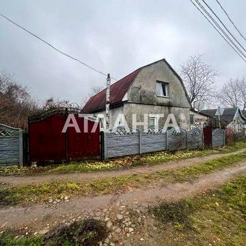 Продається діялнка зі садовим будинком на території