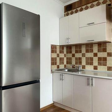 Здаю  2х кімнатну квартиру на Поділі .Власник .