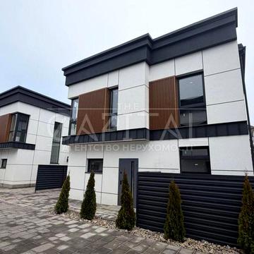 Продаж окремого будинку без ремонту 130 м² у закритому КМ