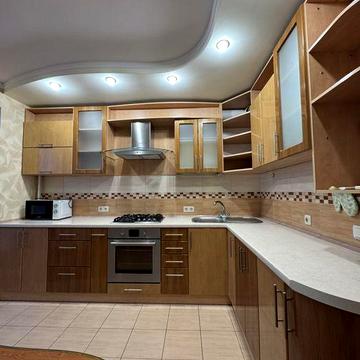 Двокімнатна квартира в центрі