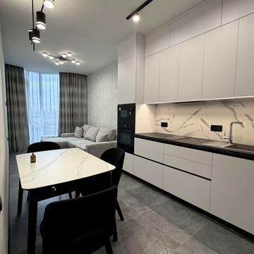 Продаж нової квартири в ЖК Аквамарин ЖК Аквамирин