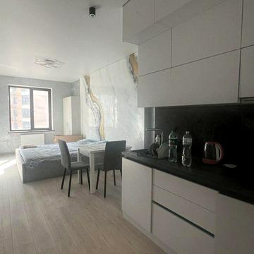 Генуезька вул., 1