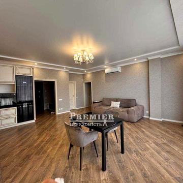 3 комн.квартира в новом доме с ремонтом, мебель, техника вблизи моря