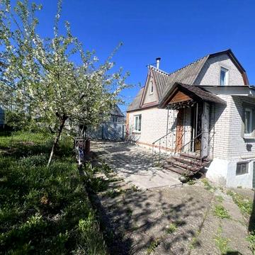 Охайний просторий будинок, є усі комунікації +альтанка 39879