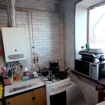 У продажу бюджетна 2-кімнатна квартира в спальному районі